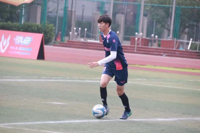 图卢兹官方：33岁后卫西迪贝合同到期离队，球员曾夺2018年世界杯