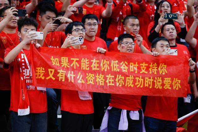 尤文高层评选：马洛塔表现突出，帕拉蒂奇遭批评